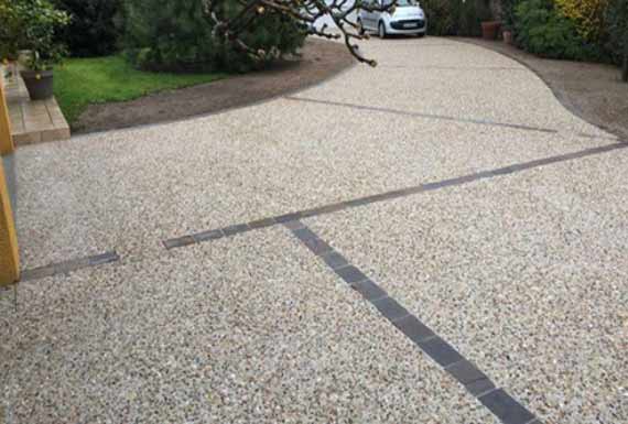 Beton dezactivat Racoș